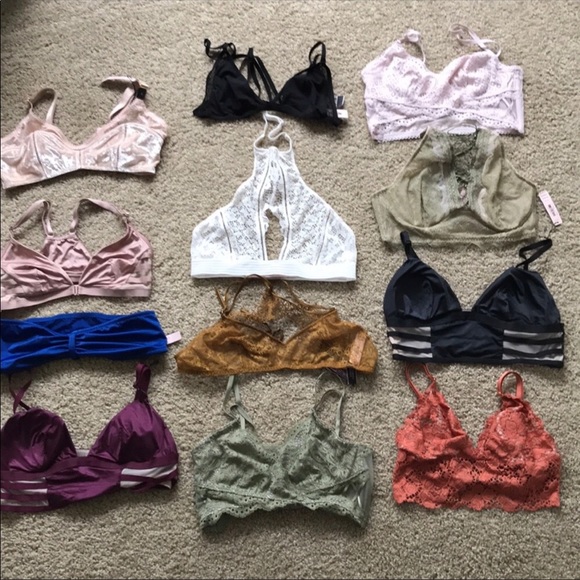 NEW 12 VICTORIA SECRET BRALETTES BUNDLE SZ S - Picture 1 of 5